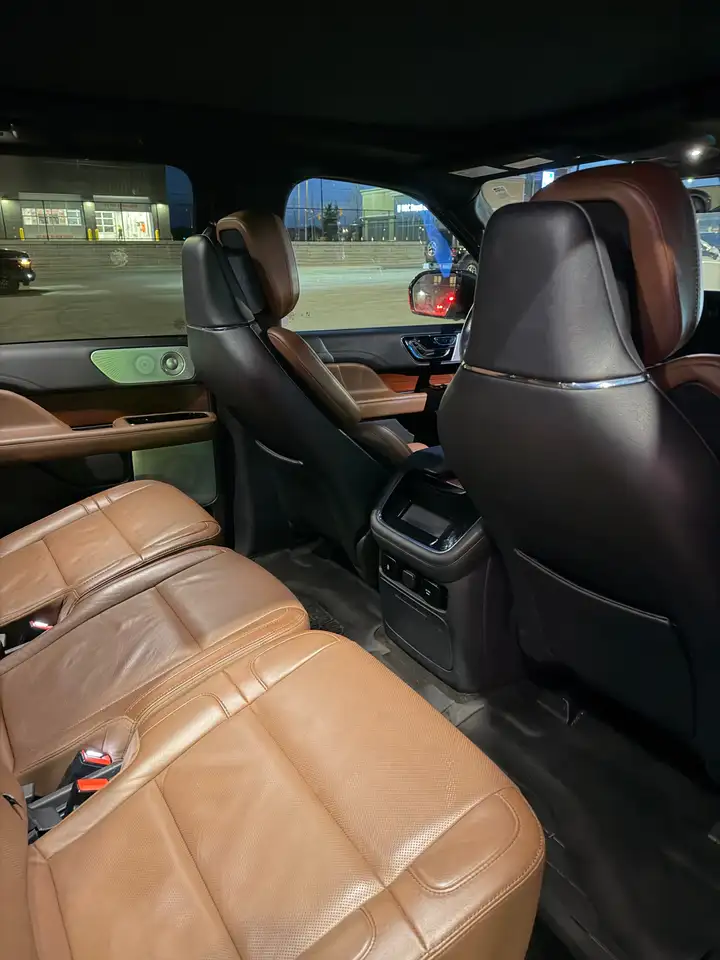 Lincoln Navigator снимка Lincoln Navigator