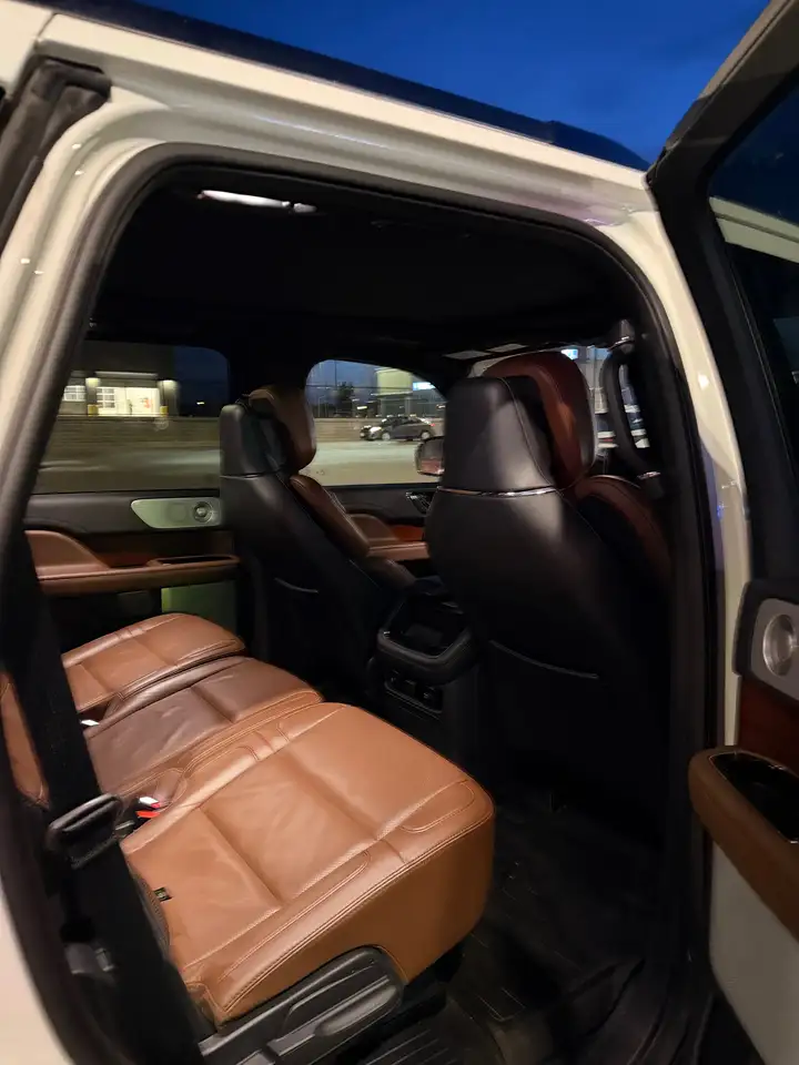 Lincoln Navigator снимка Lincoln Navigator