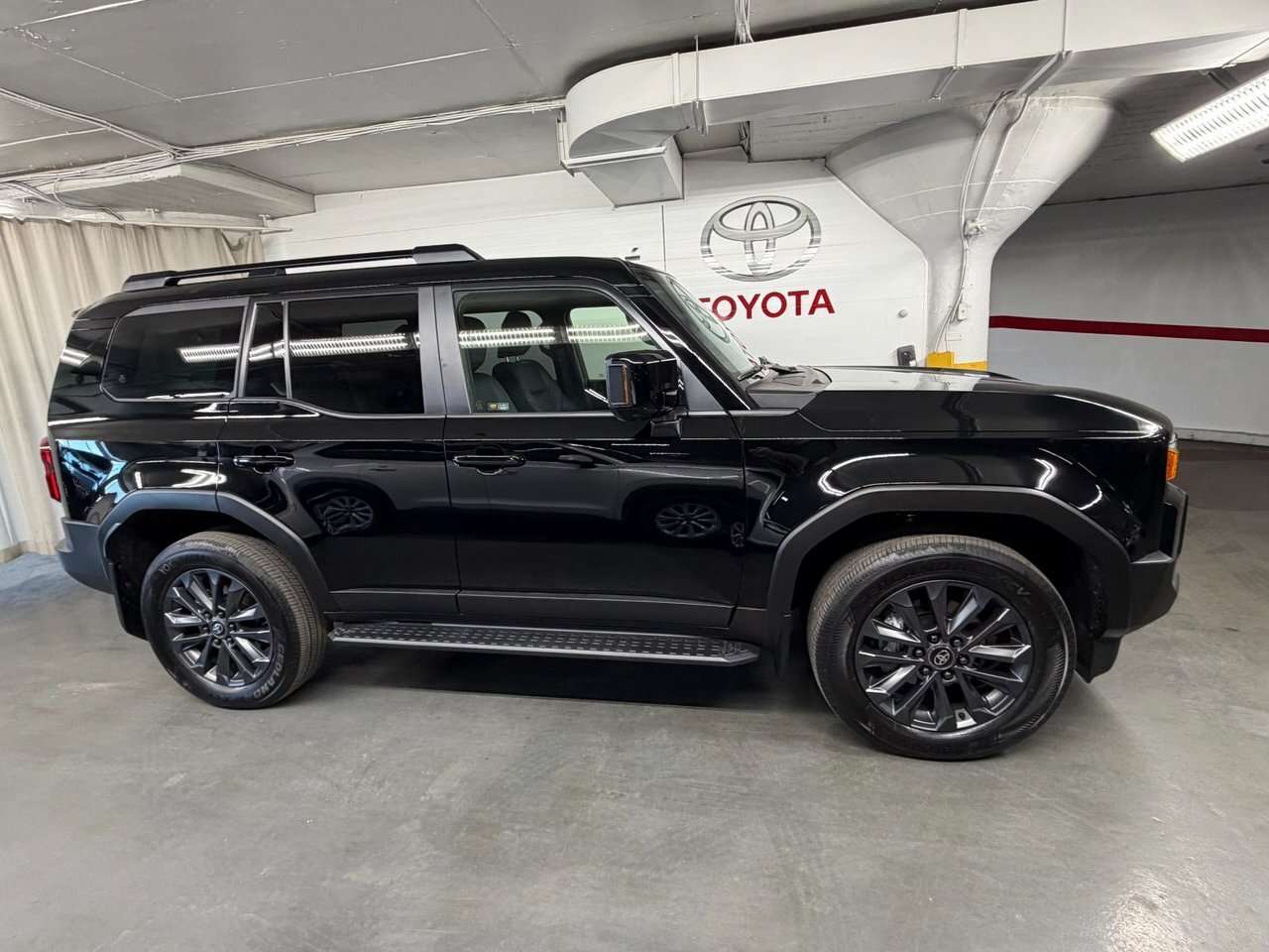 2026 Toyota Land Cruiser PREMIUM *HYBRID+VOLANT CHAUFFANT+SMART KEY* 1 PROP — снимка 1