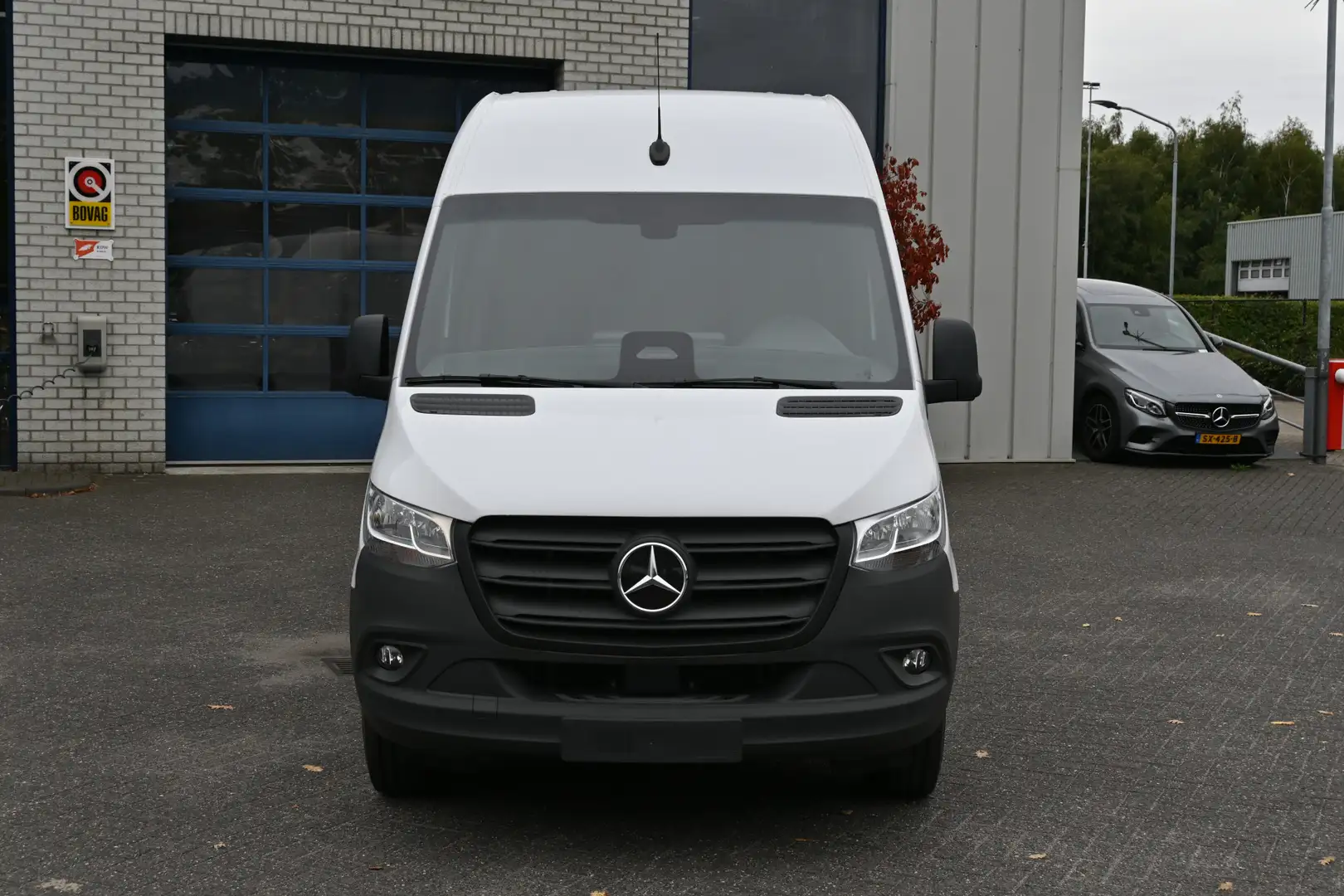 Mercedes-Benz 450 eSprinter 314/414 L3H2 km Reikwijdte WLTP Pro 113k Wit - 2