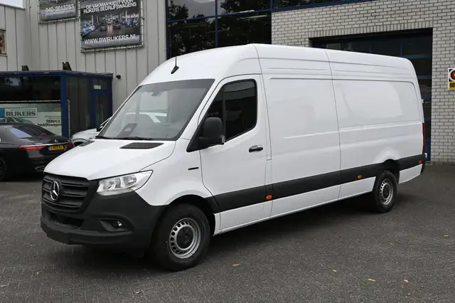 Mercedes-Benz 450 eSprinter 314/414 L3H2 km Reikwijdte WLTP Pro 113k