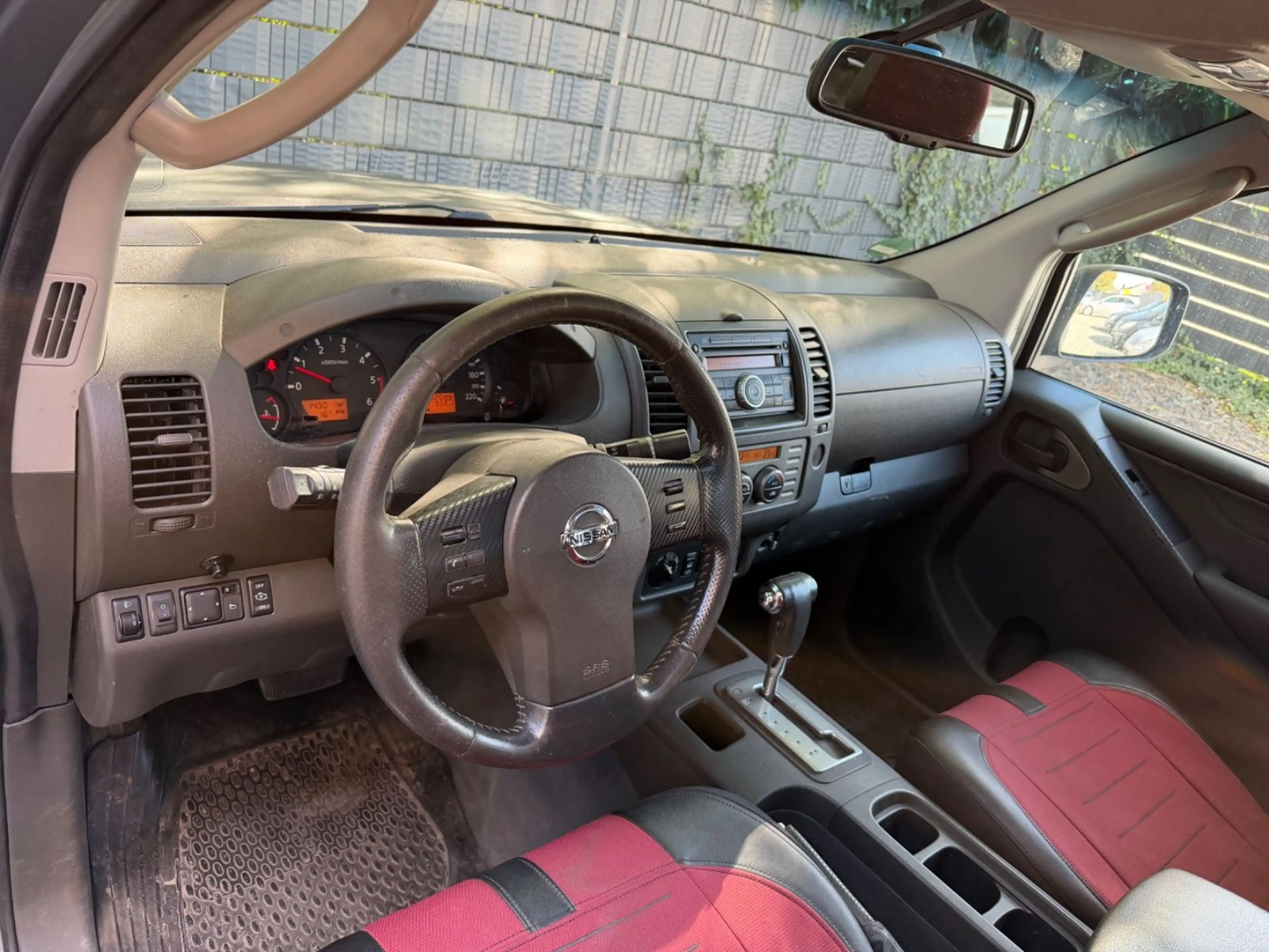 Nissan Navara Pickup DoubleCab LE 4X4 LKW AHK AUTOMATIK — photo 13