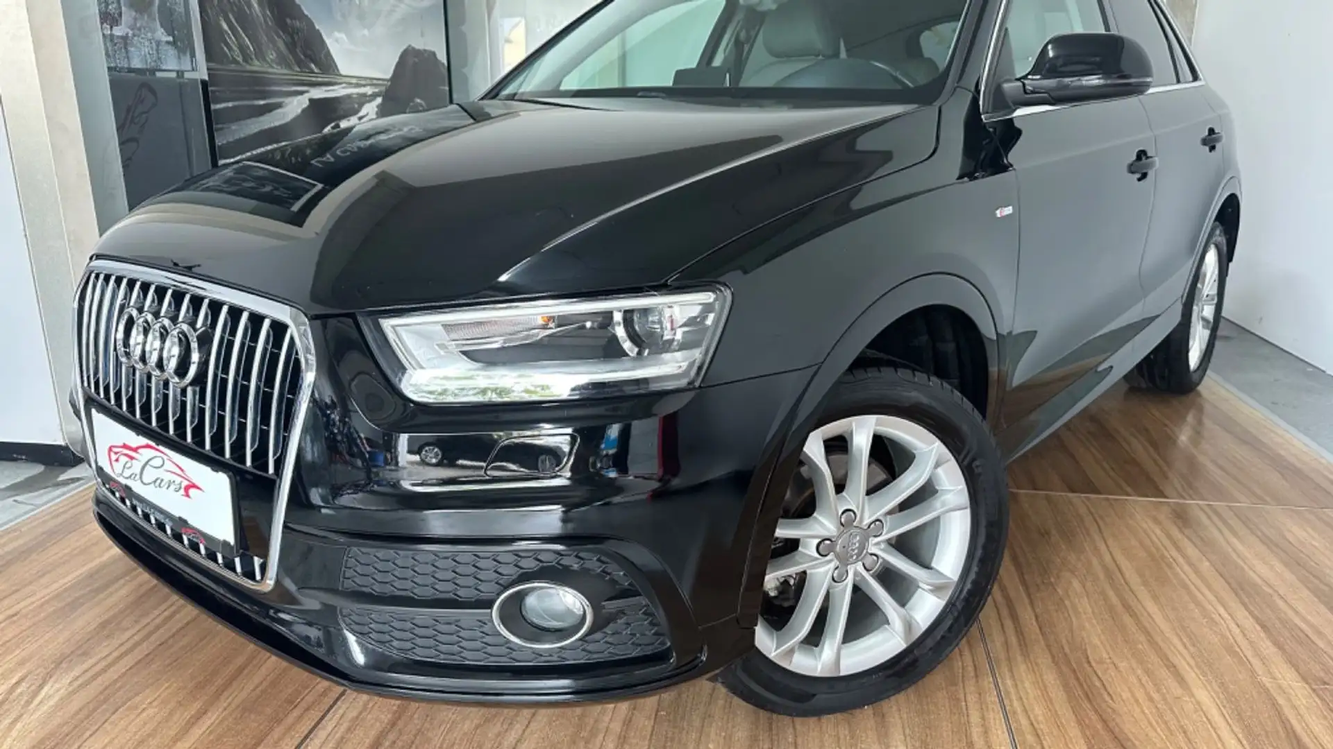 Audi Q3 2.0 TDI S-Line*Navi *Xenon *PDC *Sitzheizung Zwart - 2