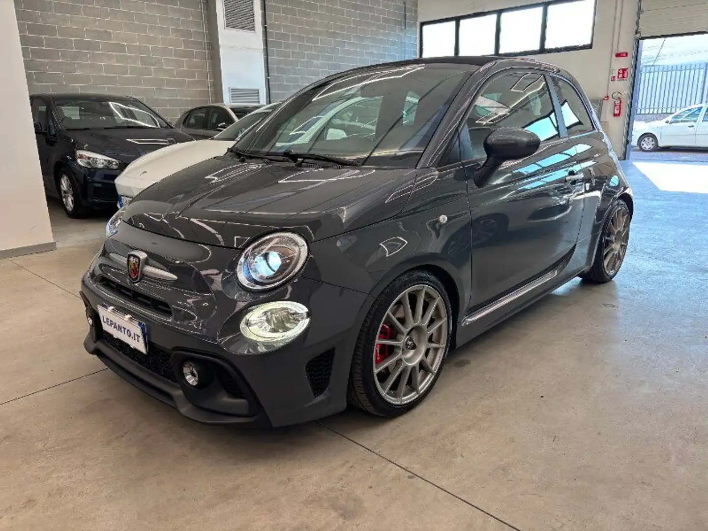 Abarth 595C 595 C 1.4 Turbo T-Jet 145 CV Grigio - 1