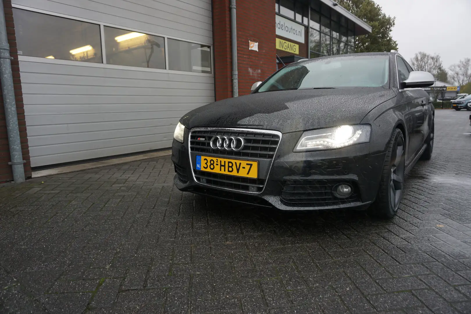 Audi A4 Avant 1.8 TFSI 161PK AUTOMAAT PRO LINE S BI-XENON/ Zwart - 2