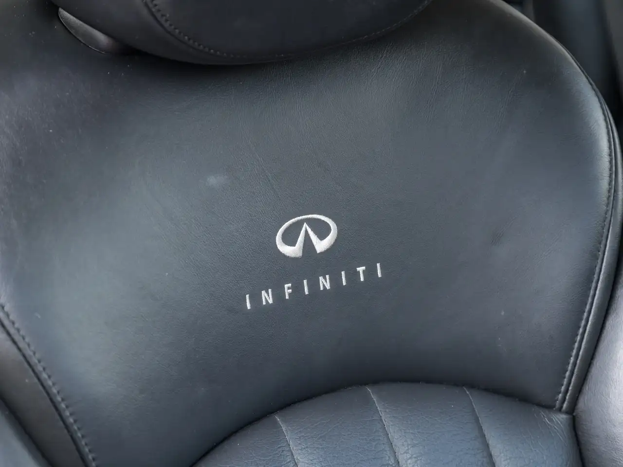 Infiniti EX снимка Infiniti EX