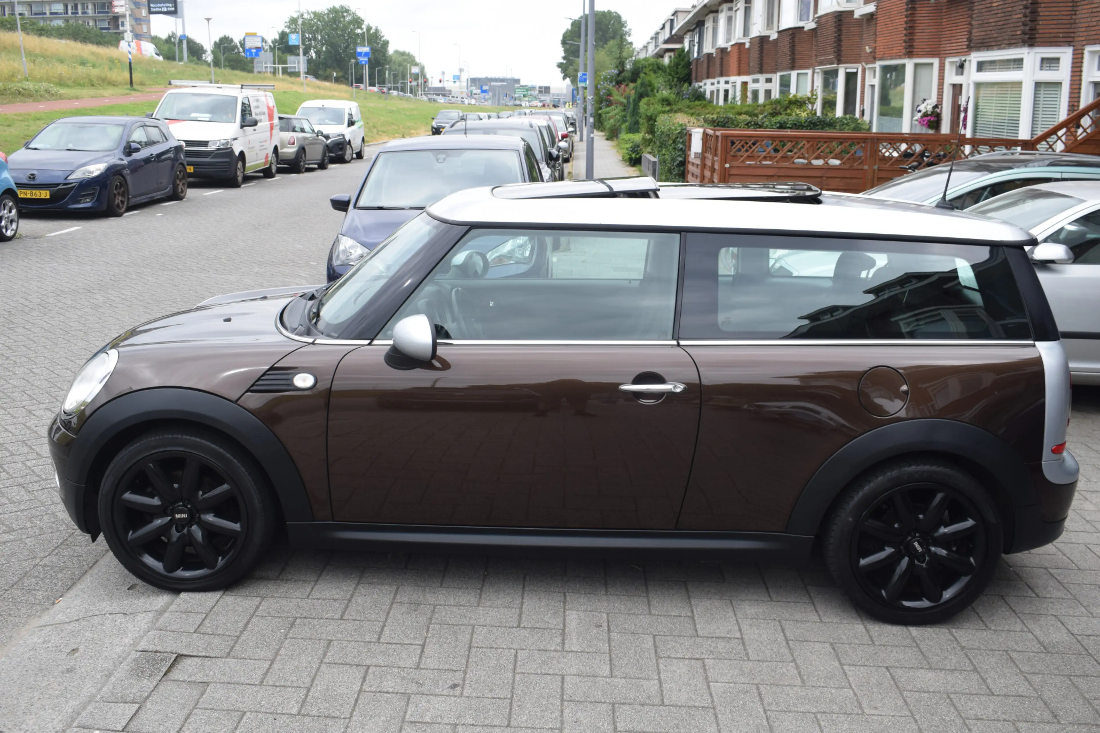 MINI Cooper Clubman 1.6 PANORAMADAK AIRCO — photo 3