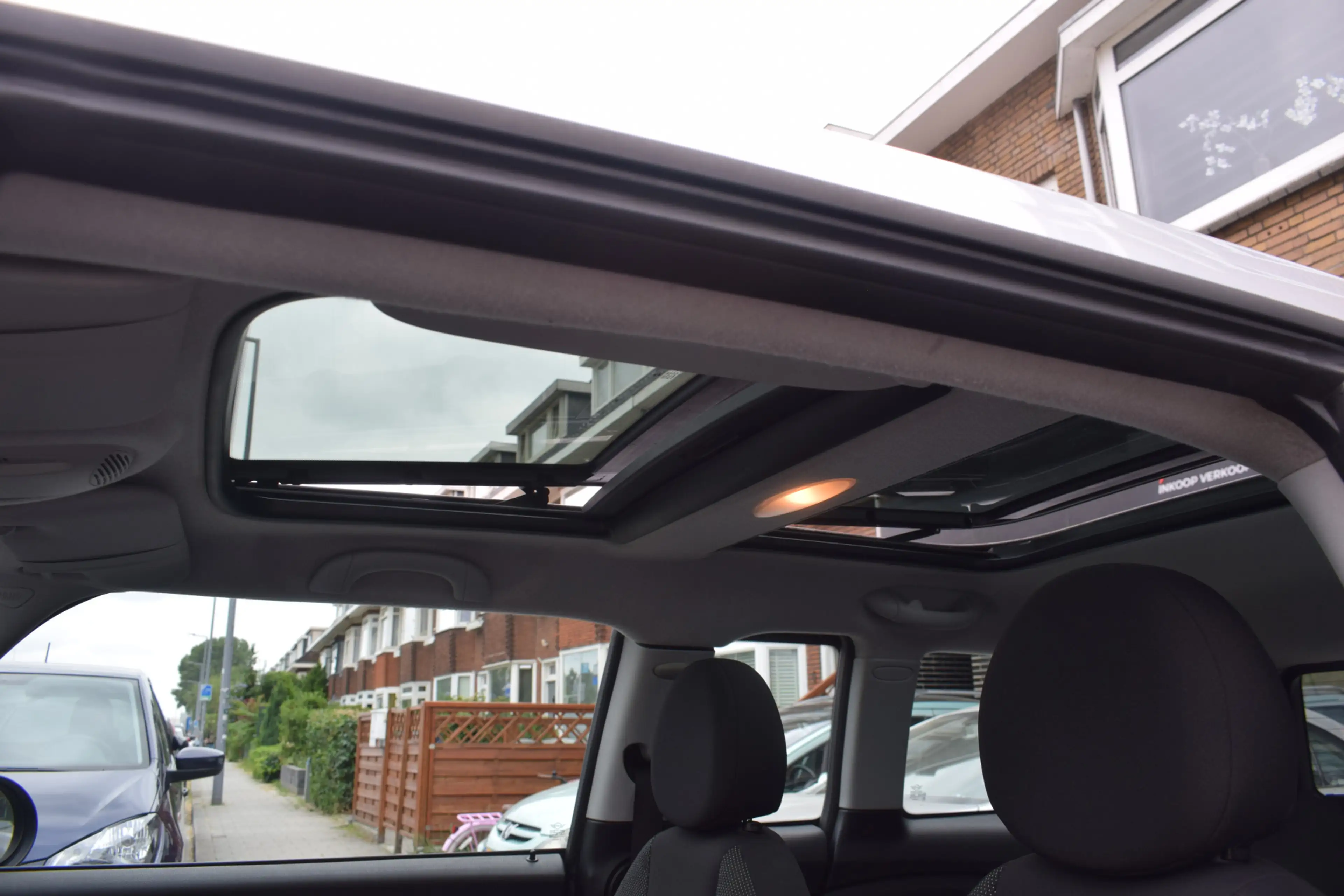MINI Cooper Clubman 1.6 PANORAMADAK AIRCO — photo 11