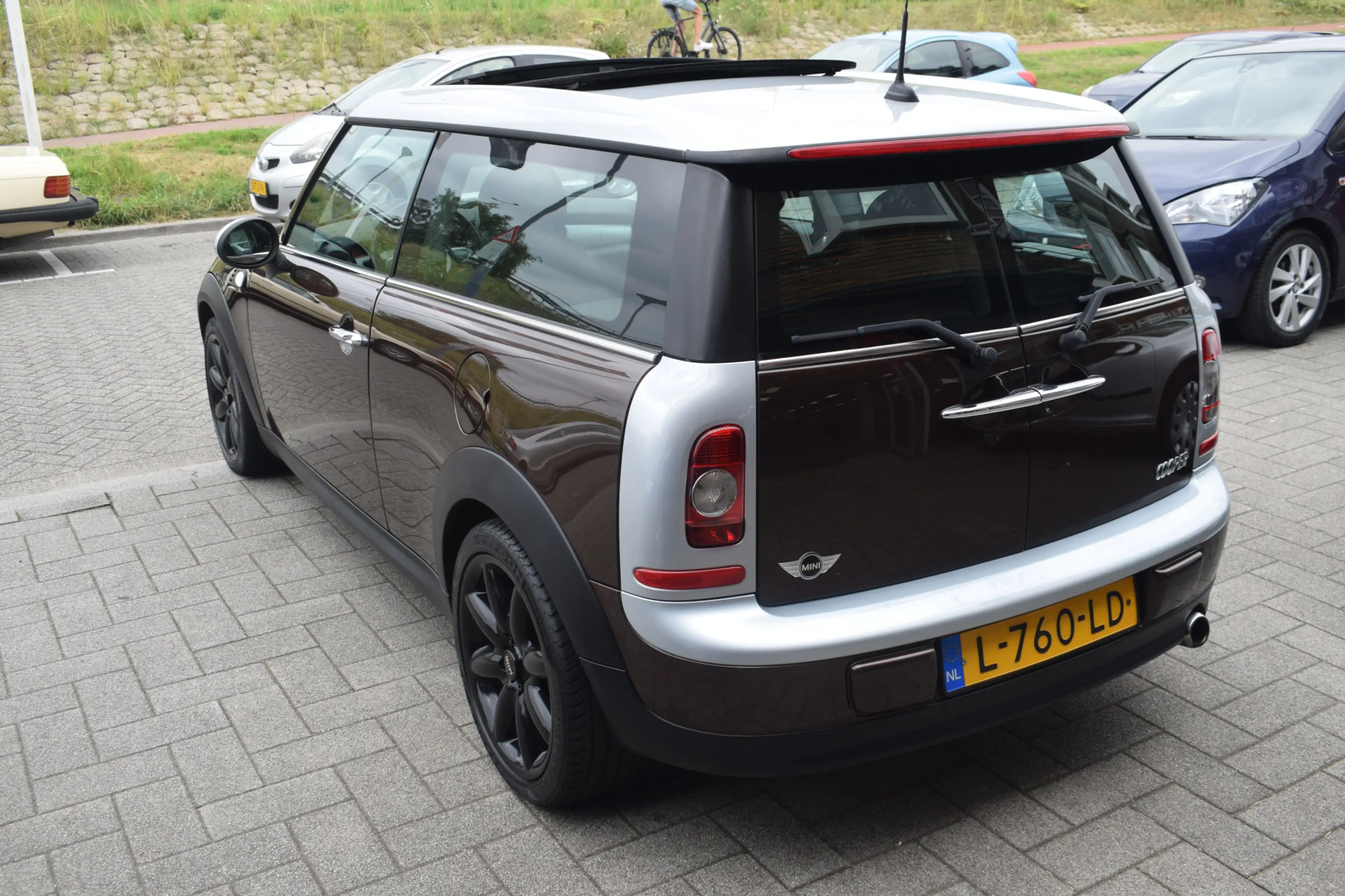 MINI Cooper Clubman 1.6 PANORAMADAK AIRCO — photo 9