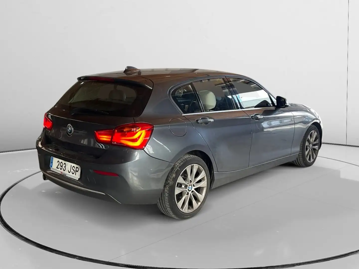 BMW 116 116d Urban Gris - 2