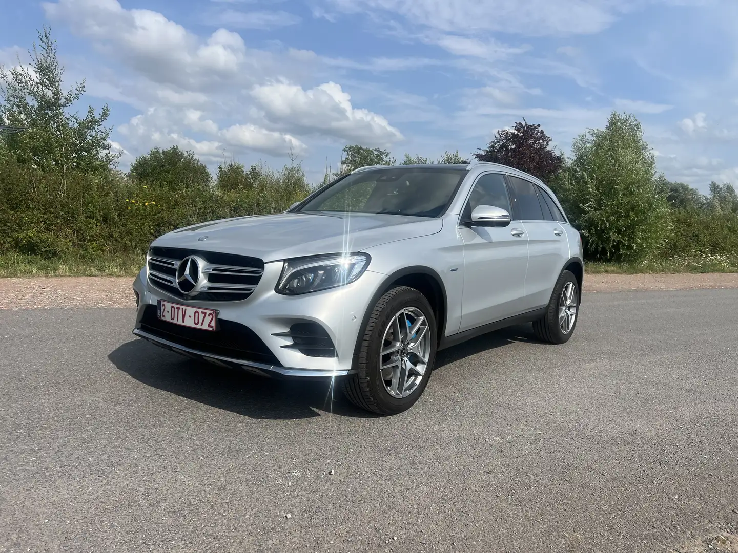 Mercedes-Benz GLC 350 e 4-Matic AMG-Line Gris - 1