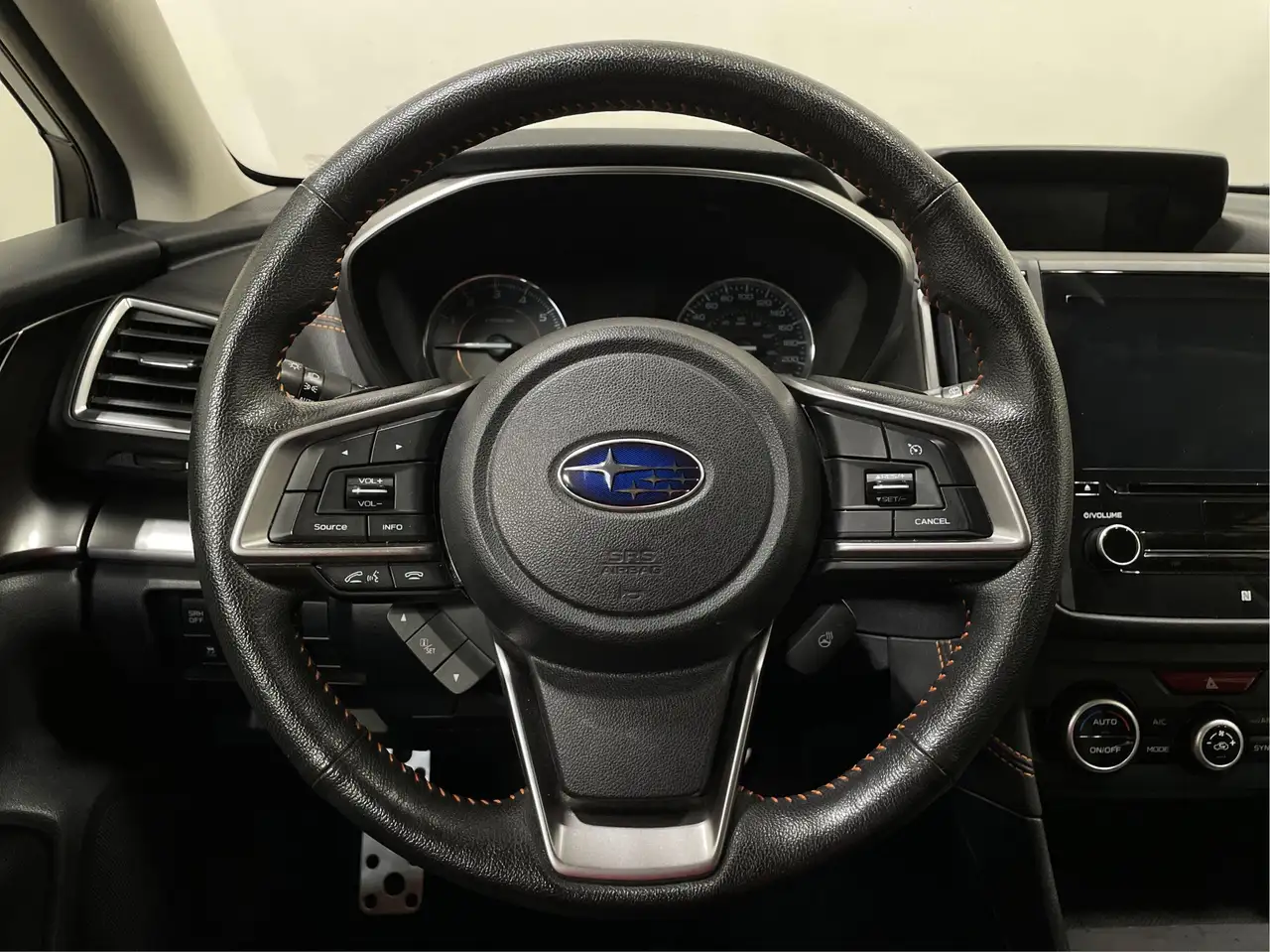 Subaru Crosstrek снимка Subaru Crosstrek