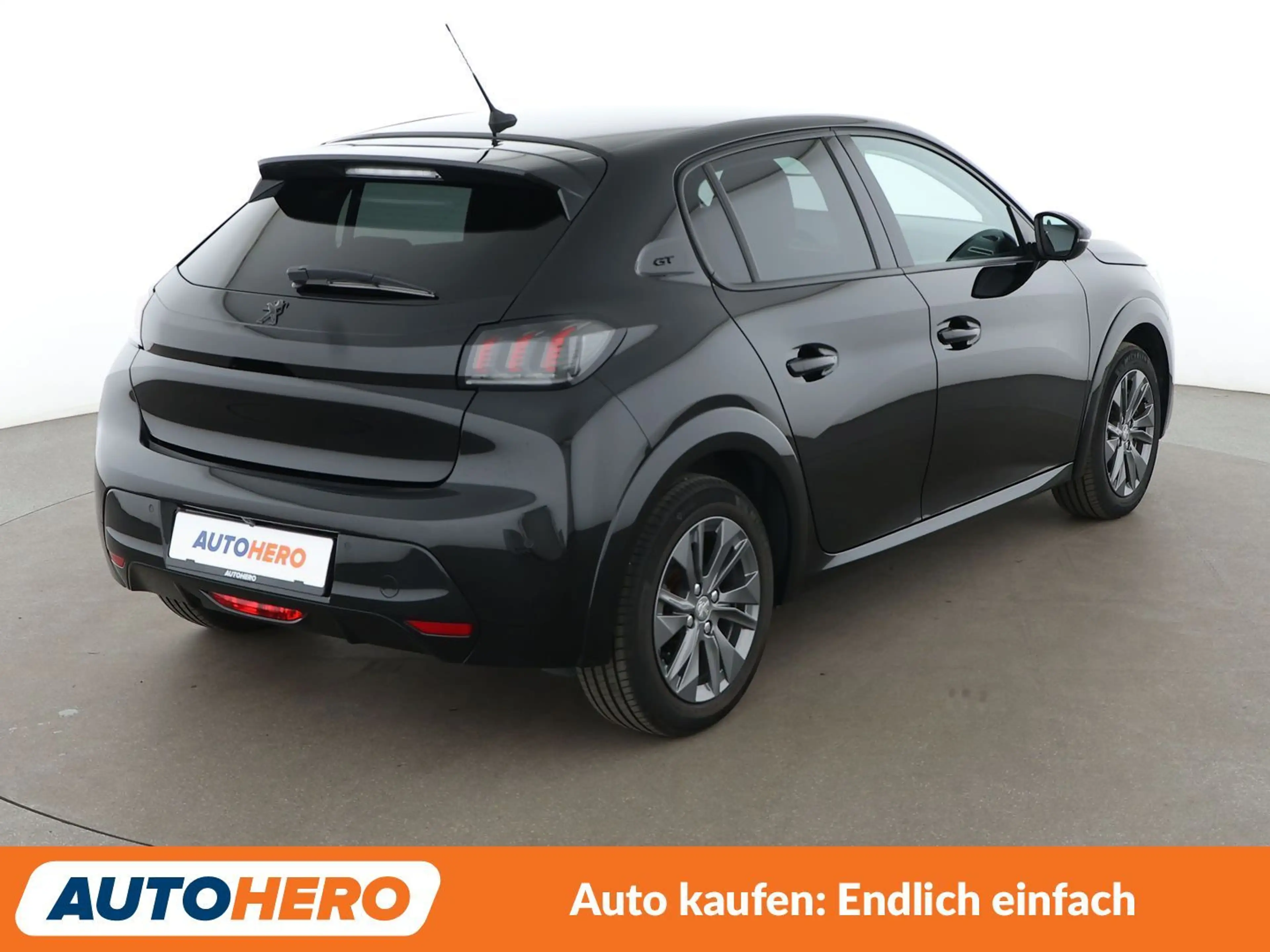 Peugeot e-208 electric drive 100 kW Allure Pack Aut.*NAVI*LED* — photo 6