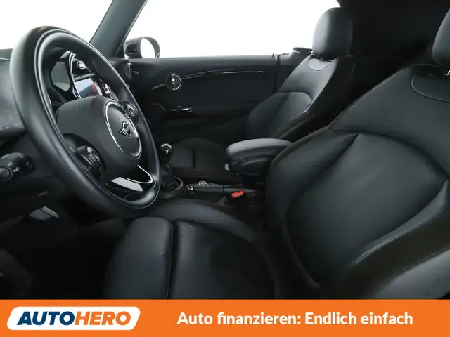 Mini Convertible view 10