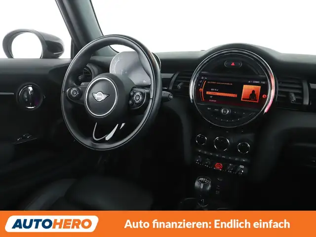 Mini Convertible view 13
