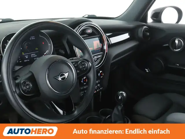 Mini Convertible view 11