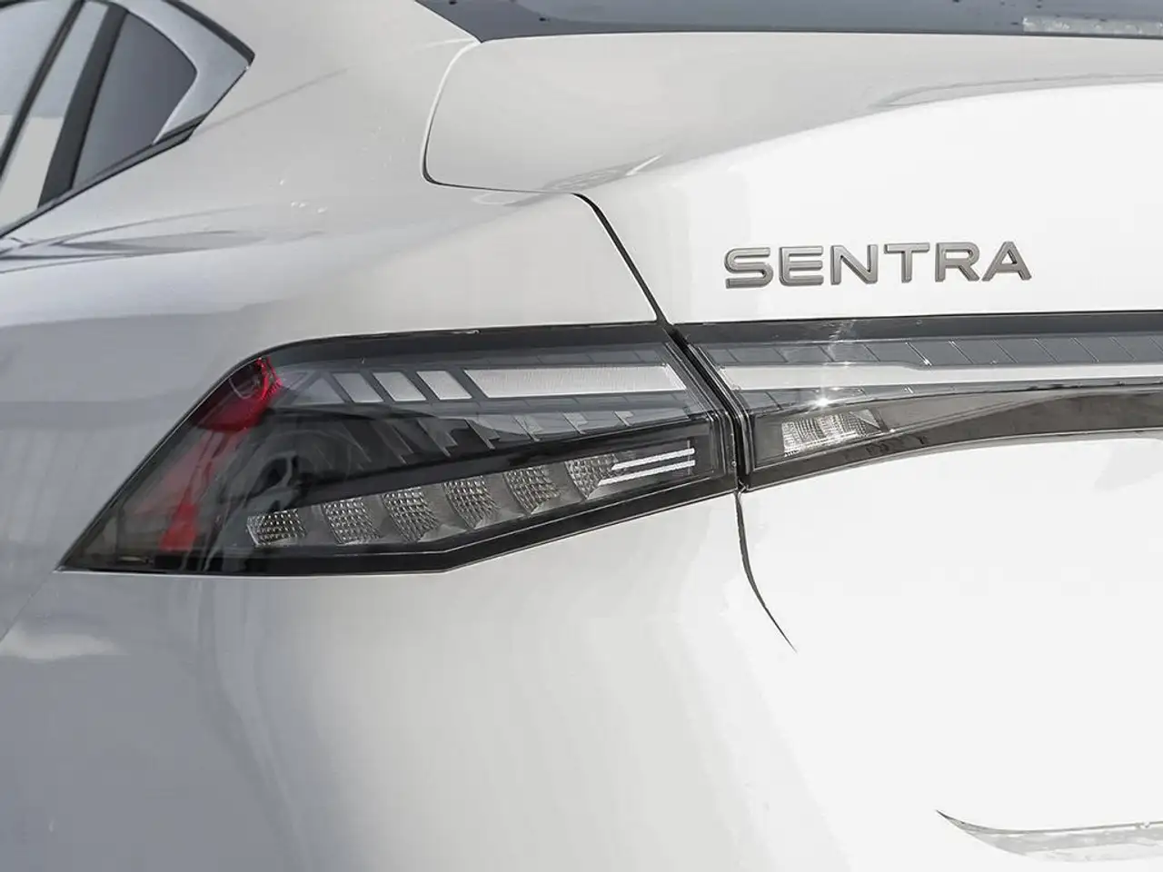 Nissan Sentra снимка Nissan Sentra