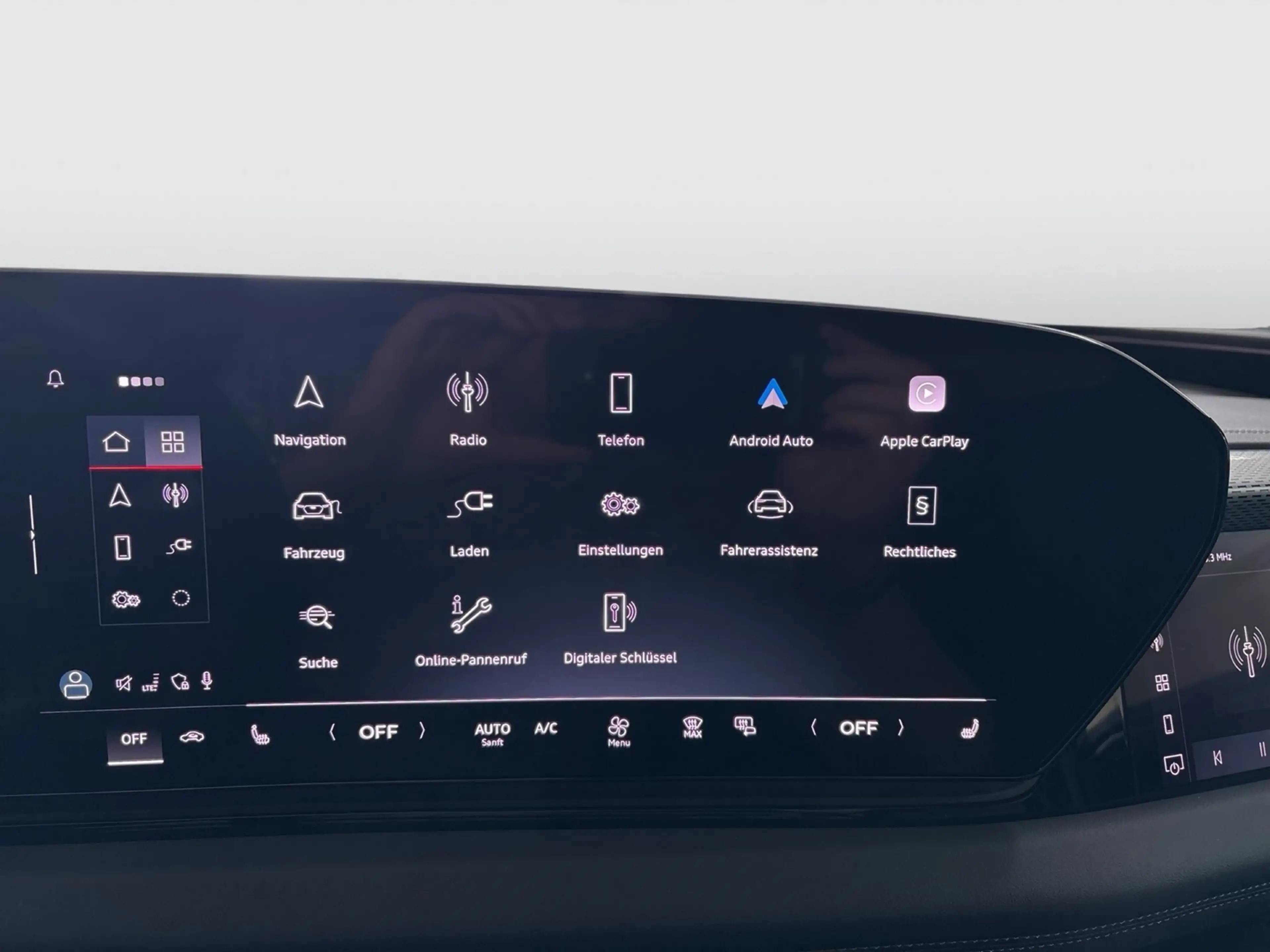 Audi A6 e-tron Sportback quattro S LINE AHK 360°CAM — photo 15