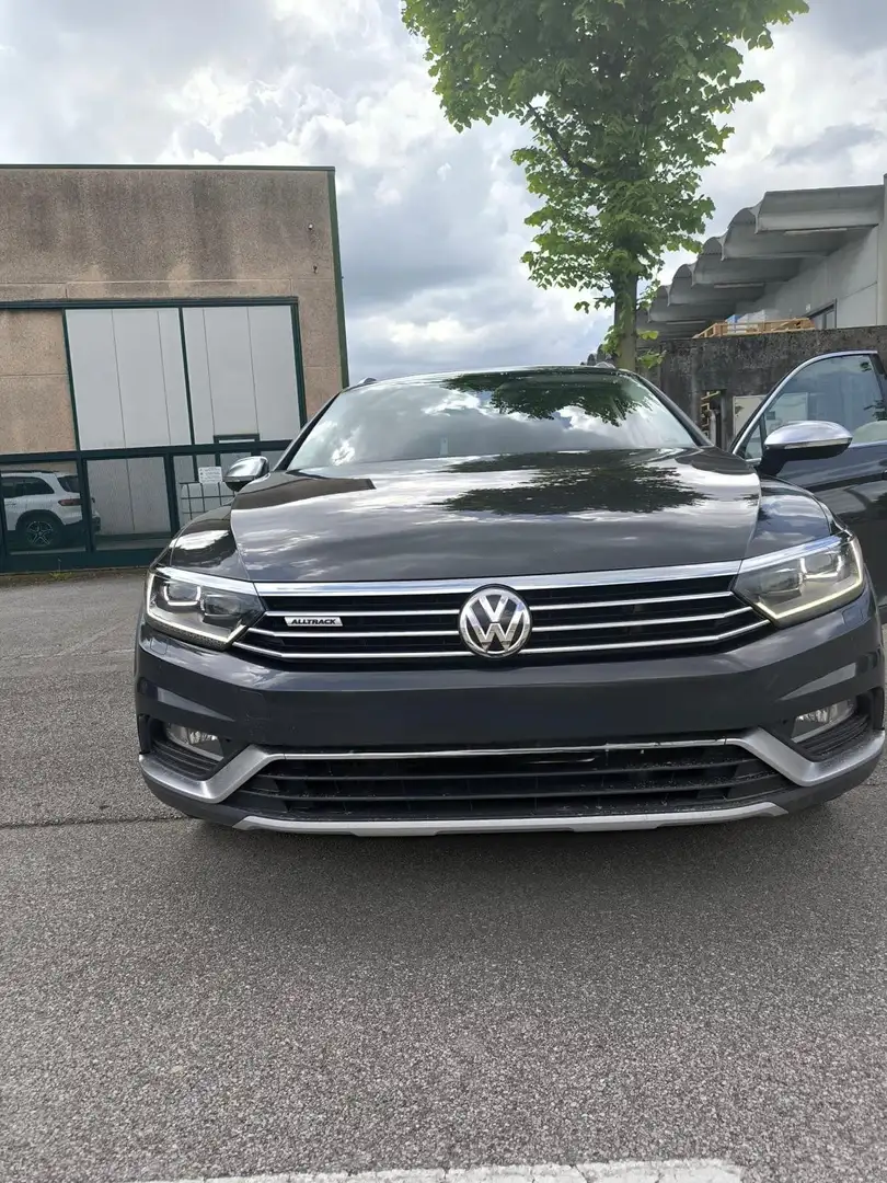 Volkswagen Passat Alltrack 2.0 tdi 4motion 190cv dsg 7m Černá - 1