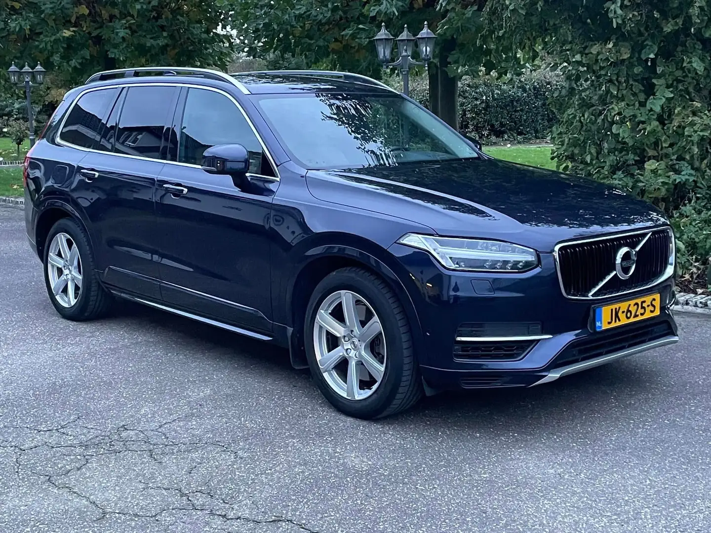Volvo XC90 T8 AWD Twin Engine Geartronic Momentum Azul - 1