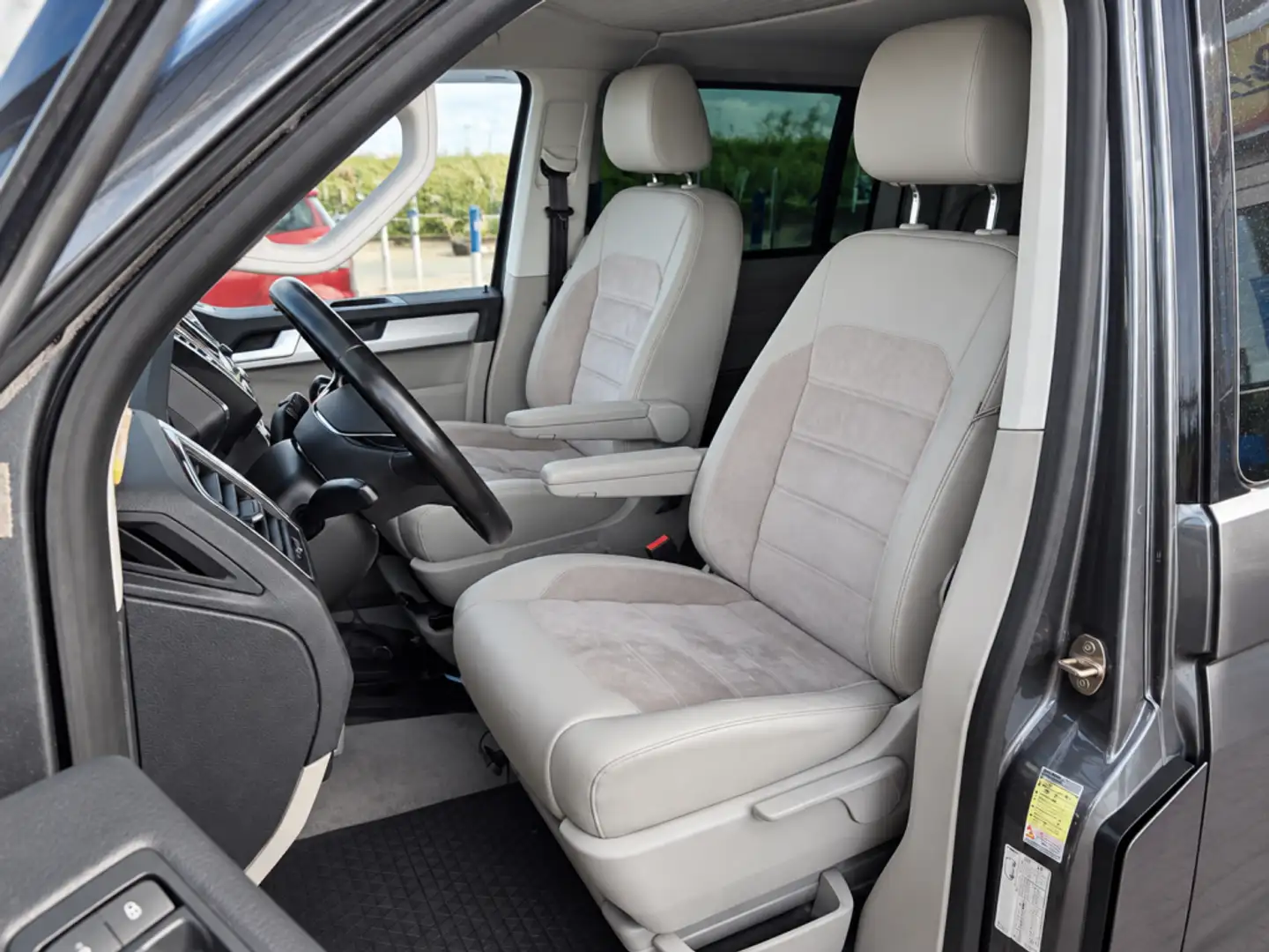 Volkswagen T6 California 2.0TDI BMT Ocean DSG 146kW Gris - 2