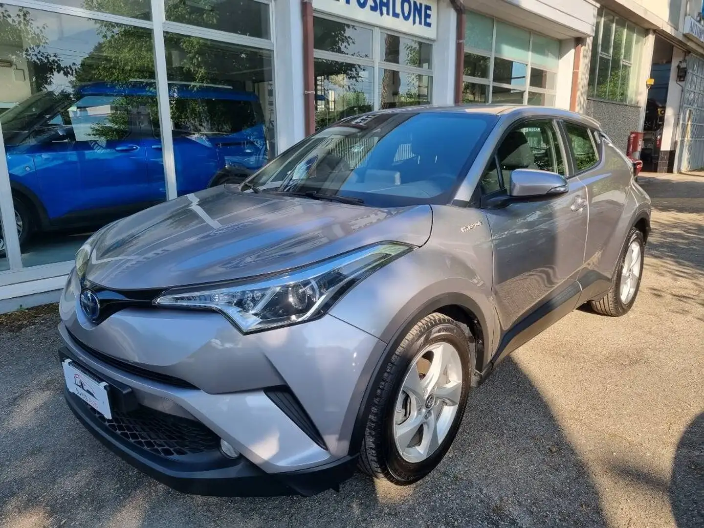 Toyota C-HR 1.8h Business 2wd e-cvt  PROMO Silver - 1