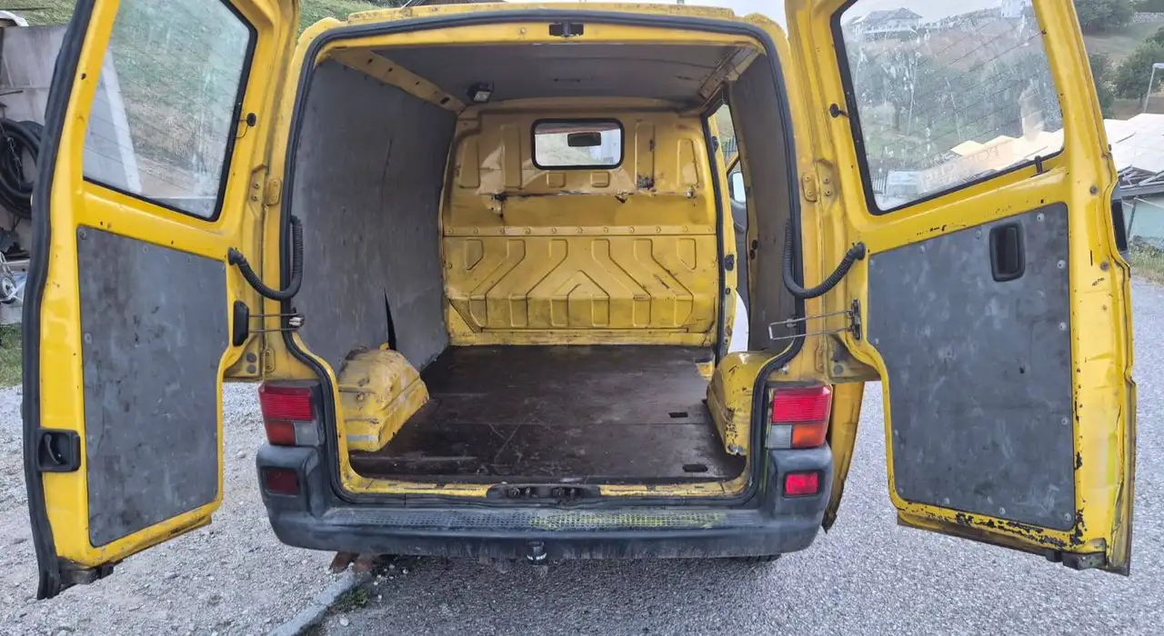 Volkswagen T4 Bastlerfahrzeug/Ersatzteilspender, foto 6