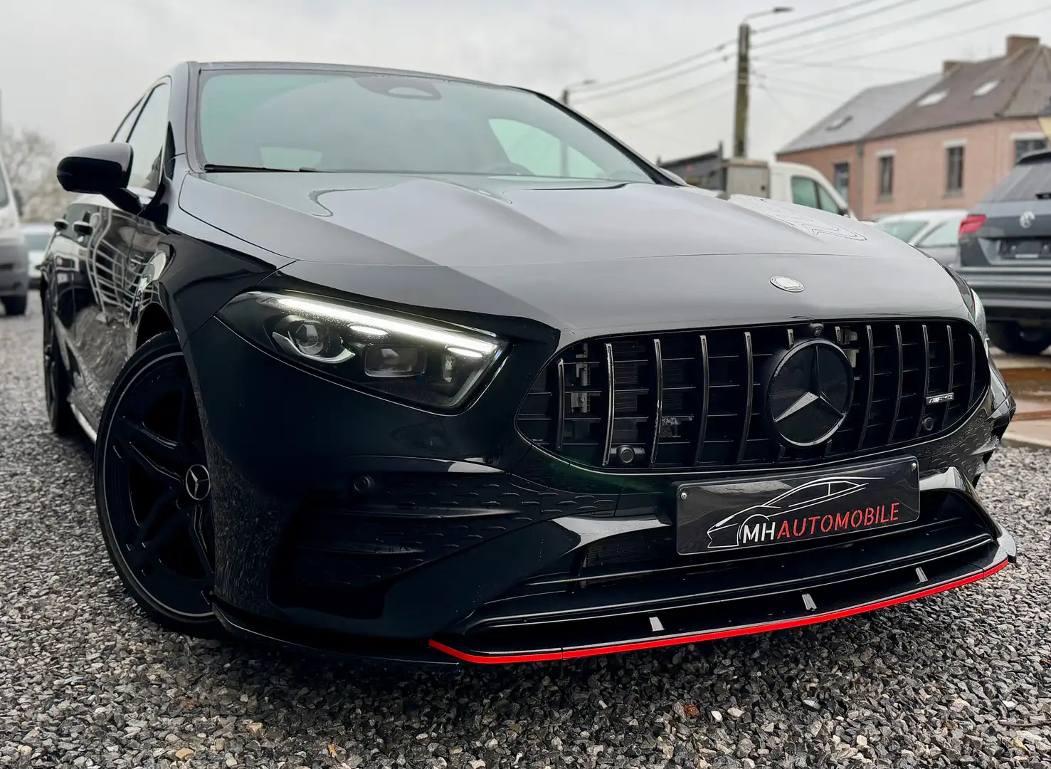 Mercedes-Benz A 35 AMG 4-Matic Noir - 1