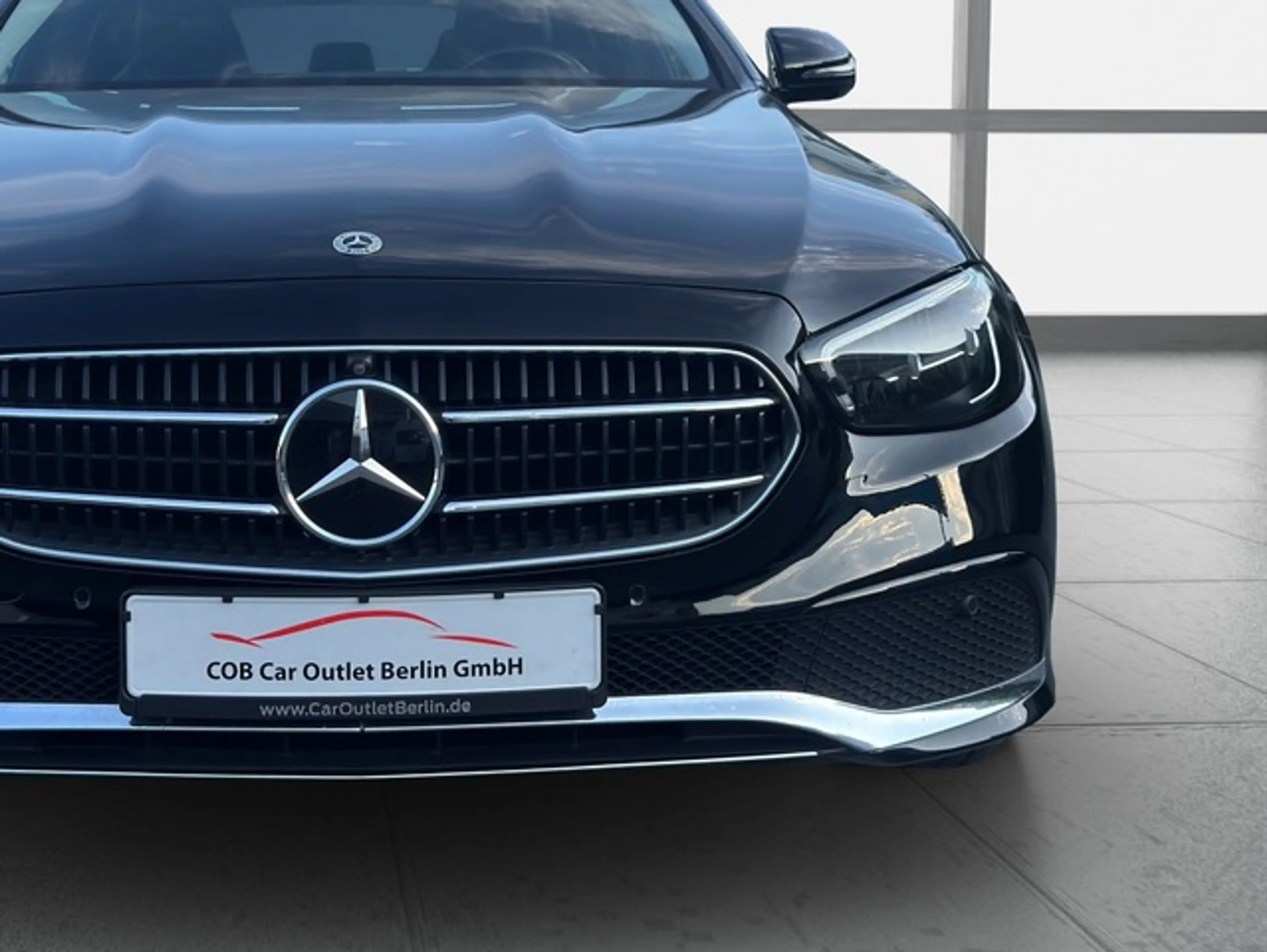 Mercedes-Benz E 400 d T 4M DISTRO PANO KAM360 STANDHZG AHK — photo 13