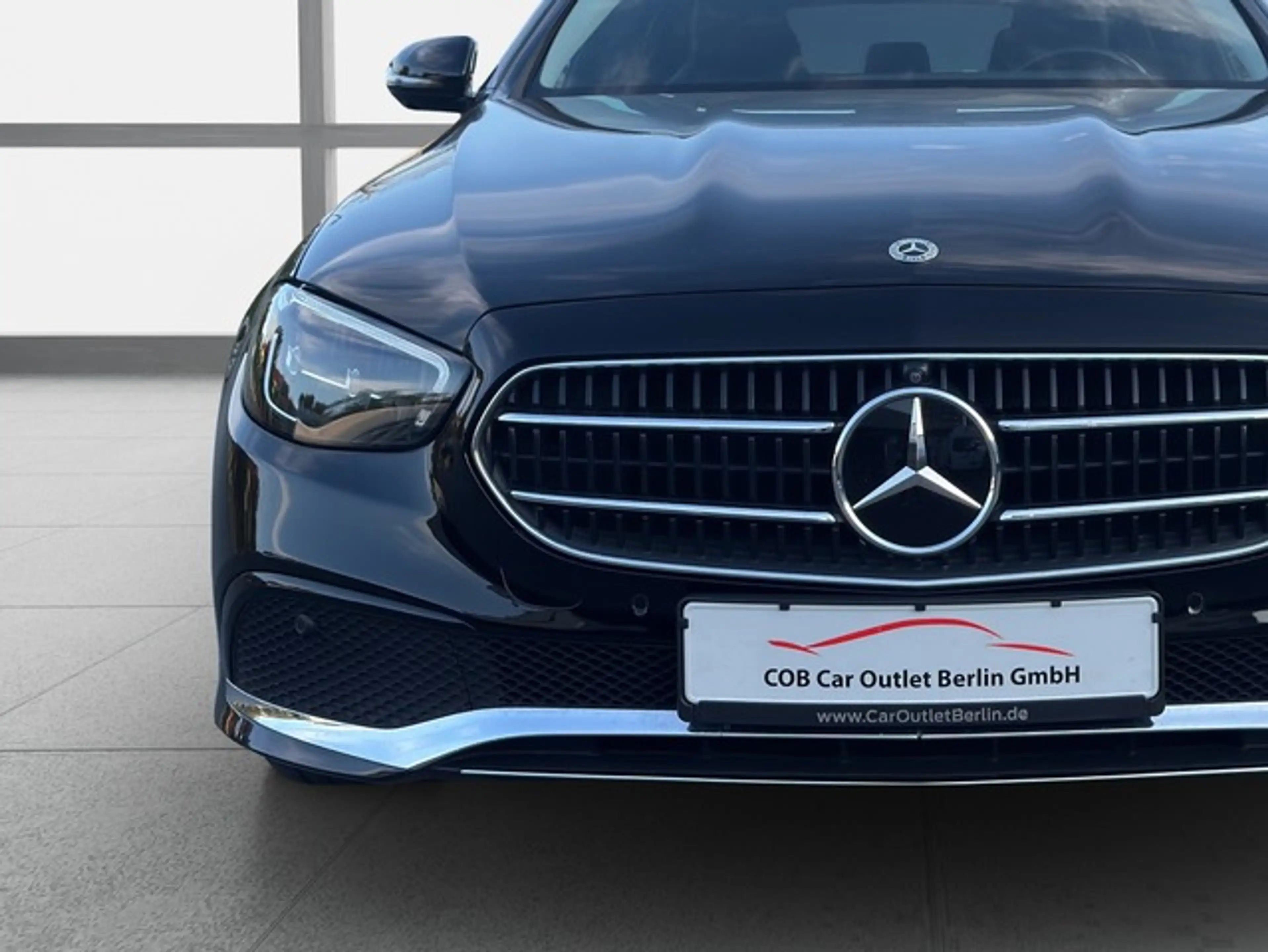 Mercedes-Benz E 400 d T 4M DISTRO PANO KAM360 STANDHZG AHK — photo 11