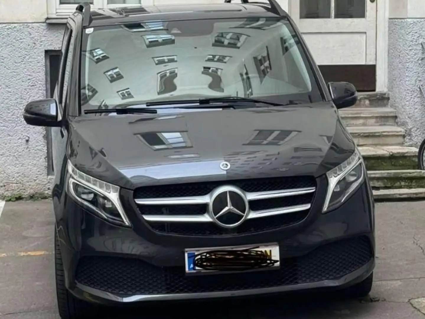 Mercedes-Benz V 250 V 250 d 4MATIC lang Avantgarde Aut. Avantgarde Schwarz - 2