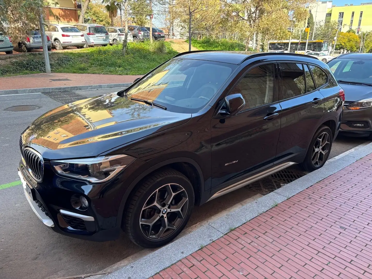 BMW X1 sDrive 18dA - 1