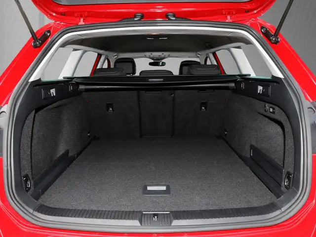 Volkswagen Passat view 8
