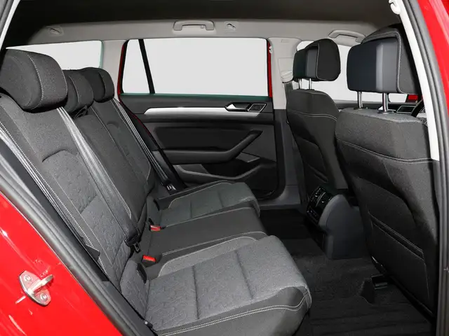 Volkswagen Passat view 12