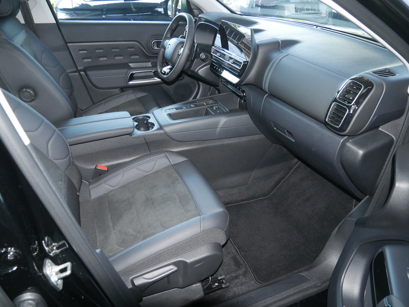 Citroen C5 Aircross BlueHDi 130 Max NAVI ACC LED PANO — photo 2