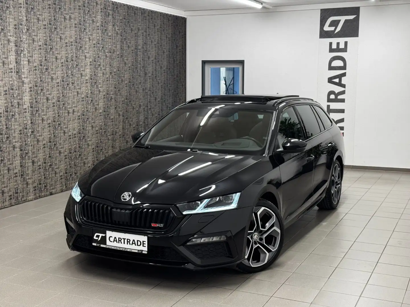 Skoda Octavia Combi 2.0 TDI DPF RS 4x4 /LED/PANORAMAD./HEAD UP Schwarz - 2