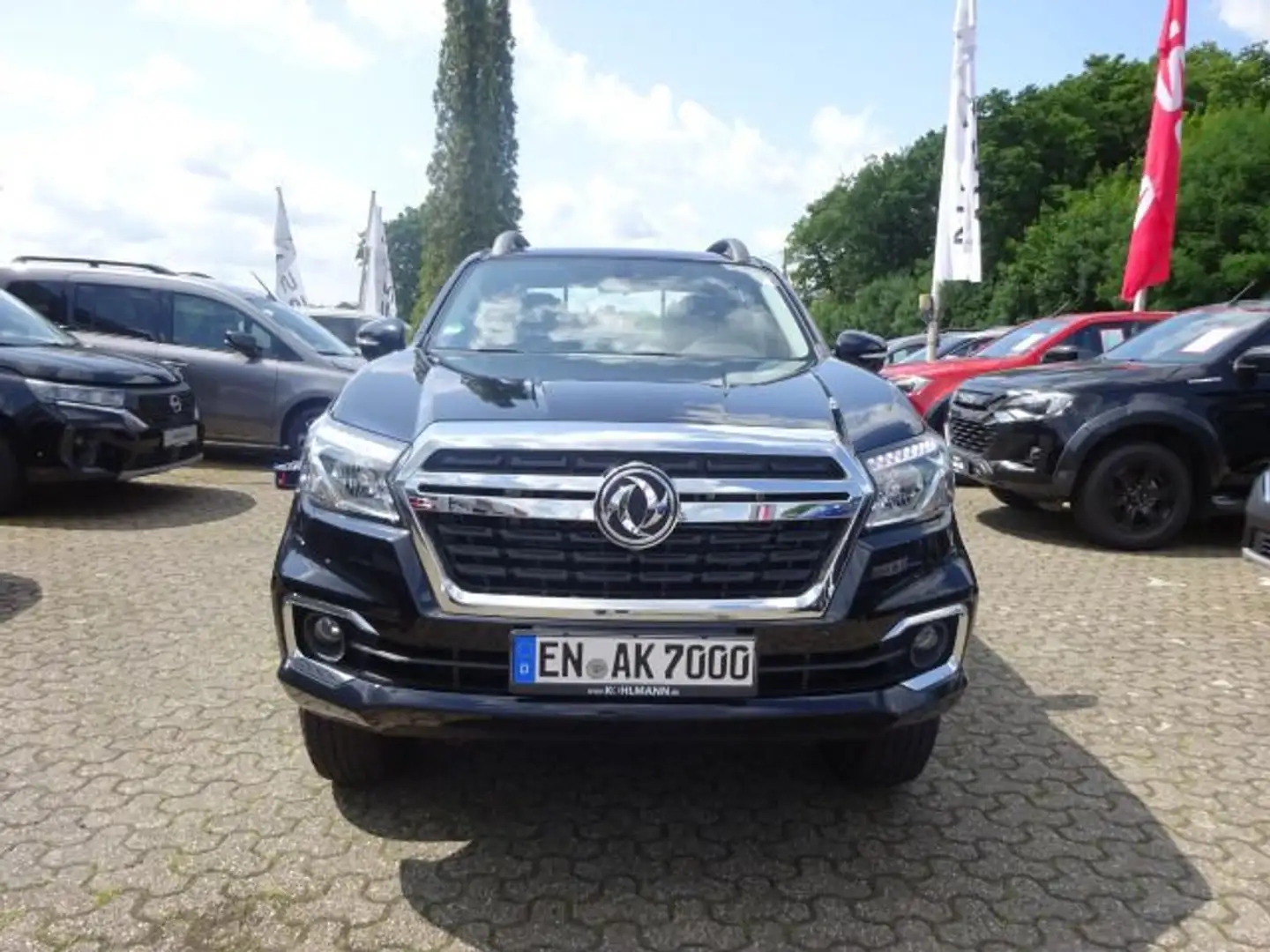 DFSK DoKa 4x4 2,3l AT CarPlay Kamera PDC Navi Zwart - 2