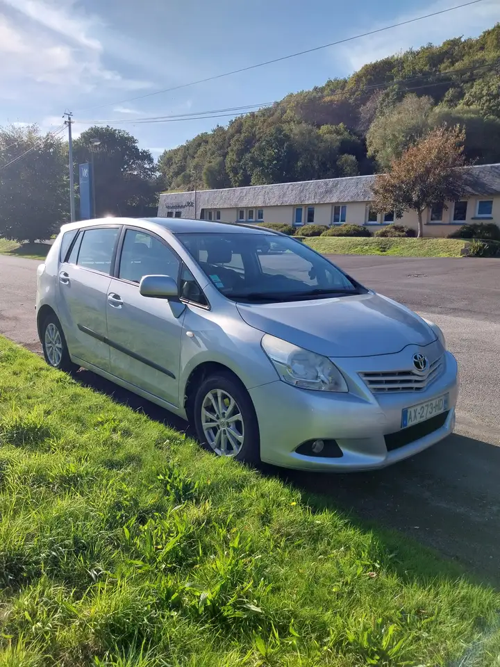 Toyota Verso 126 D-4D 5pl Lounge