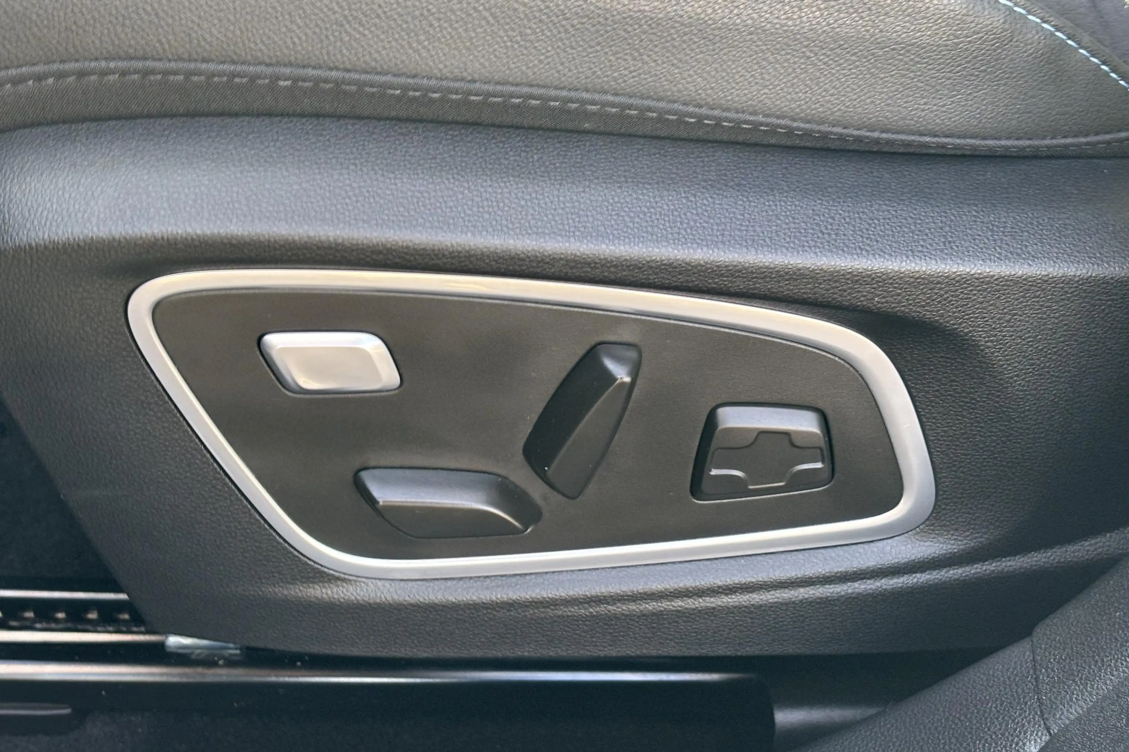 Renault Austral E-Tech full hybrid 200PK esprit Alpine | Pack comf — photo 9
