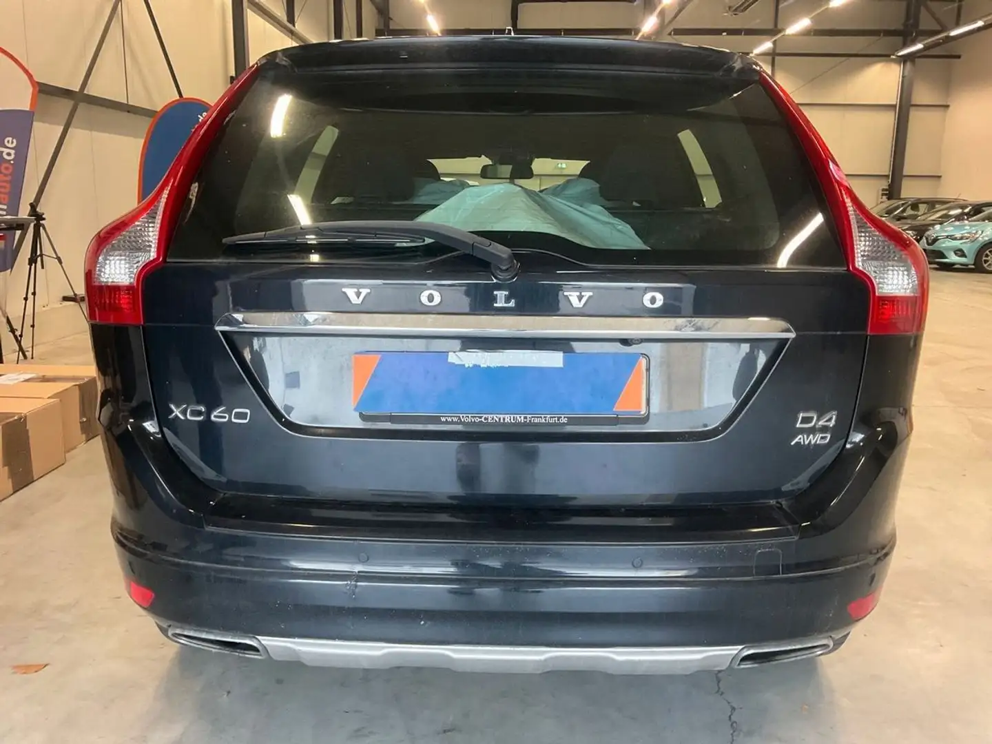 Volvo XC60 AWD AUT NAV CAM PDC XENON ZAHNRIEM+WAPU NEU Noir - 2