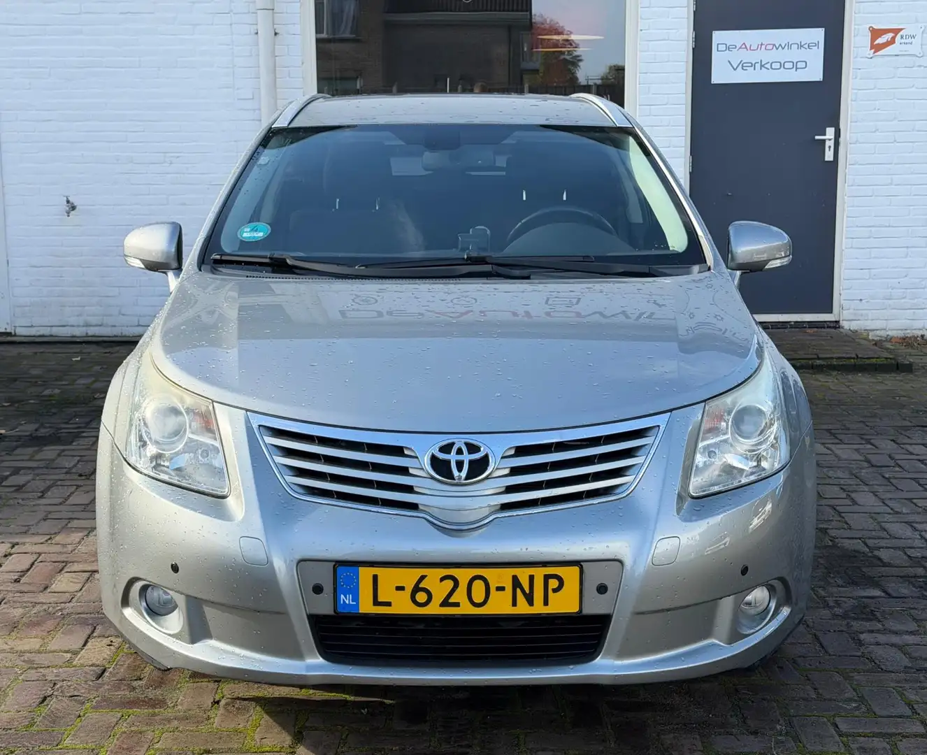 Toyota Avensis Wagon 1.8 VVTi Trekhaak AUTOMAAT Grigio - 2