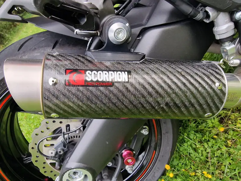 Kawasaki Z 1000 - foto 6