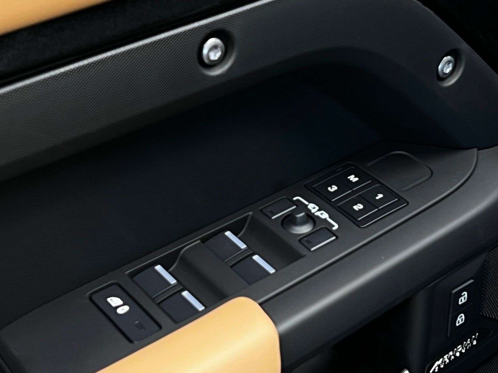 2026 Land Rover Defender 110 P400 X-DYNAMIC SE thumb 29