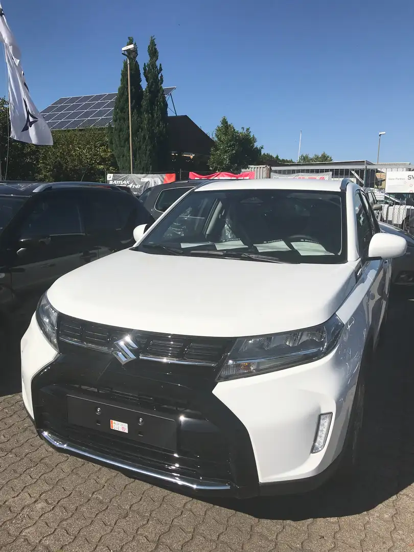 Suzuki Vitara Comfort 1,4 Hybrid/5J Garantie/Aktion bis 30.09.25 Weiß - 1