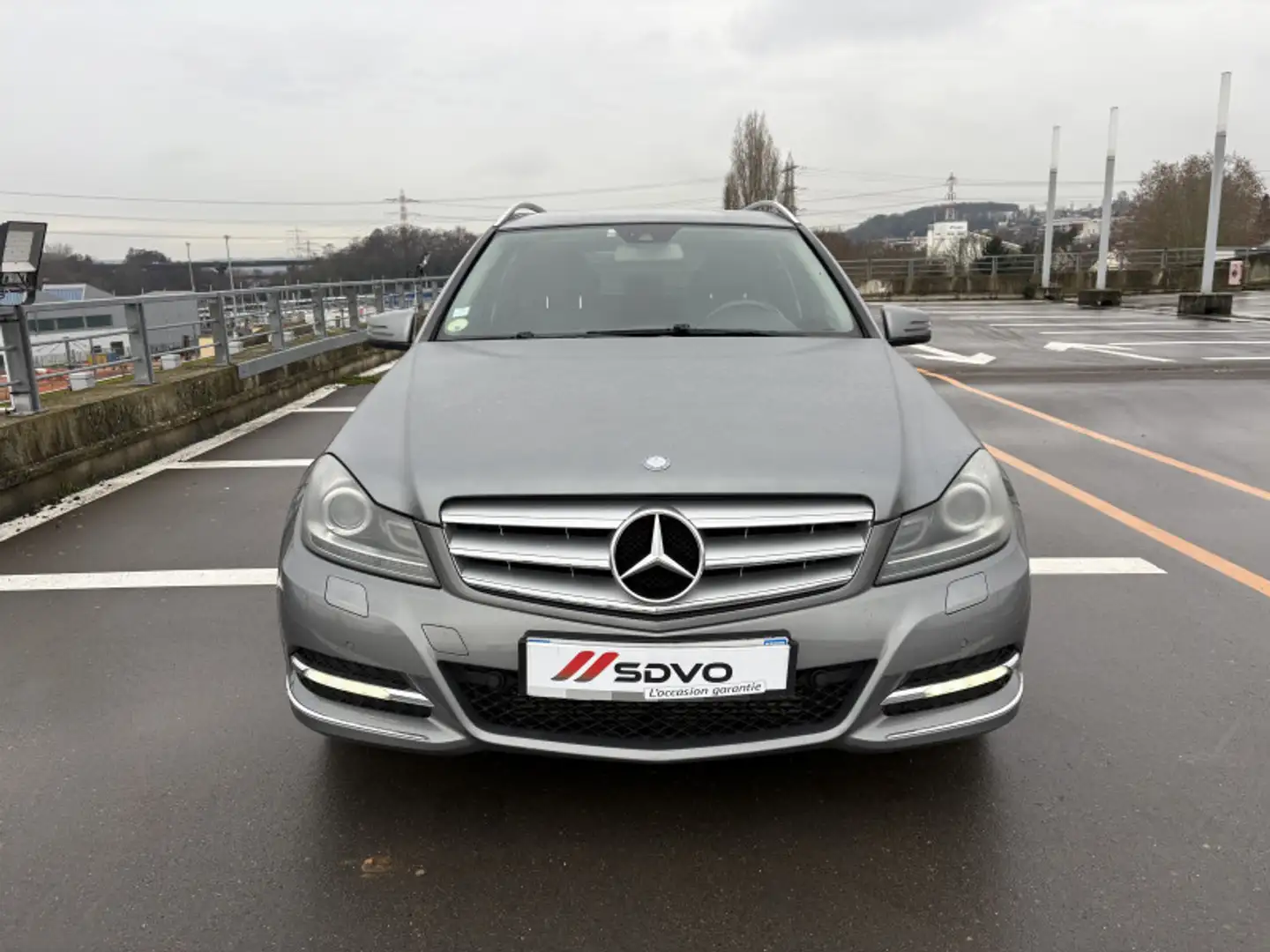 Mercedes-Benz C 220 220 CDI AVANTGARDE 7G-TRONIC + Grau - 2
