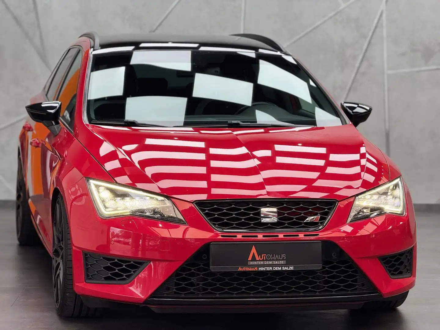 SEAT Leon Cupra 280 2.0 16VTSI |PDC|TEMP|XEN|SZHG|LED Rouge - 2