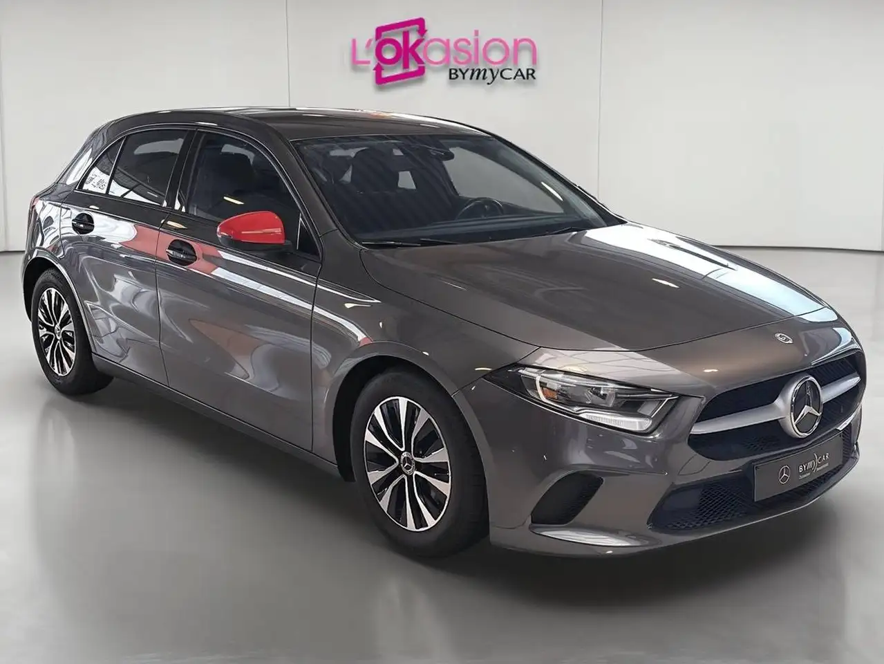 Mercedes-Benz A-Class A 180 AUTOM-ESSENTIAL LINE, миниатюра 3