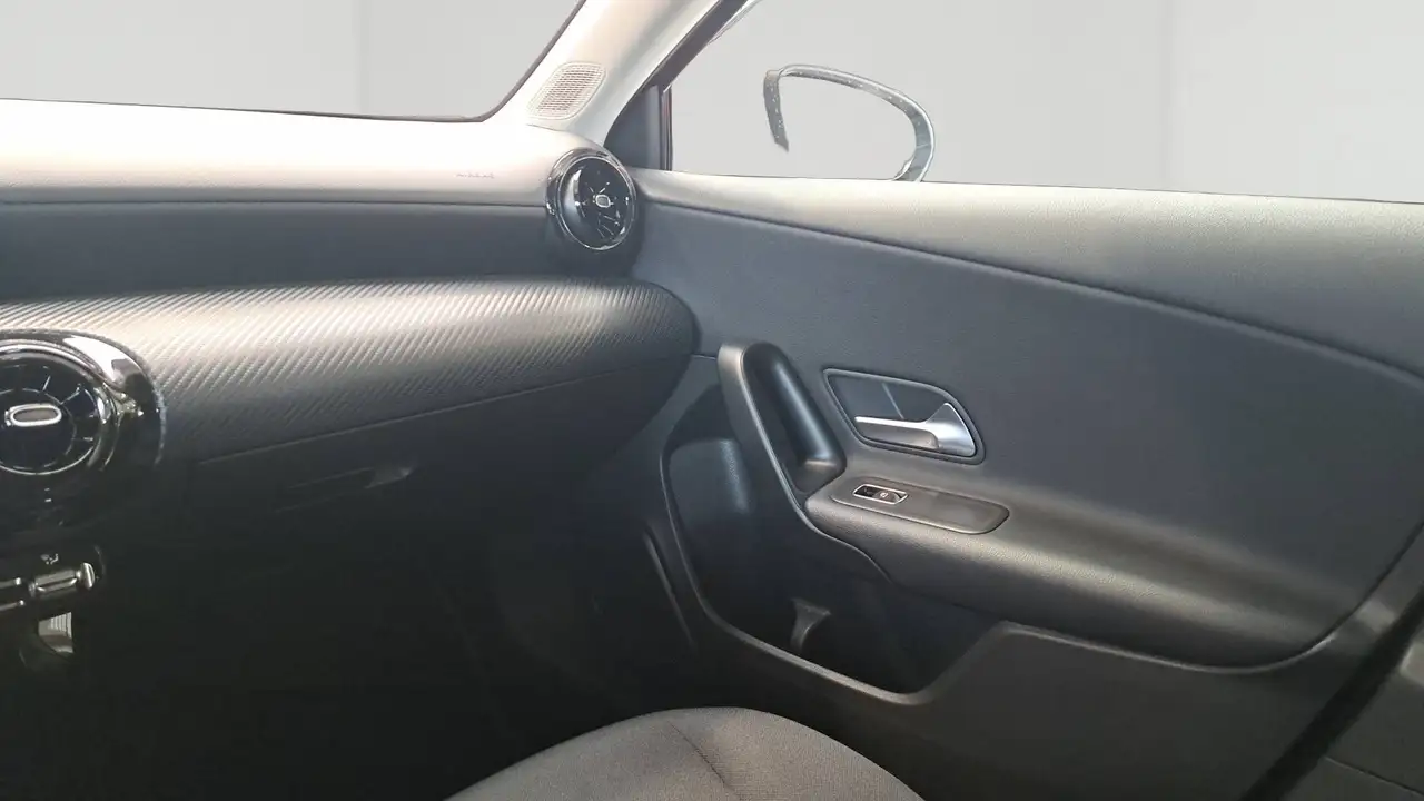 Mercedes-Benz A-Class A 180 AUTOM-ESSENTIAL LINE, миниатюра 20