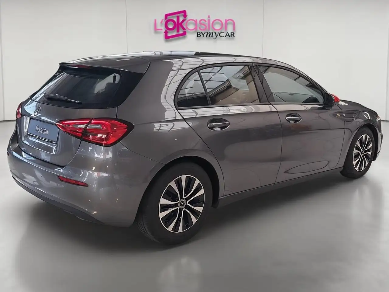 Mercedes-Benz A-Class A 180 AUTOM-ESSENTIAL LINE, миниатюра 4
