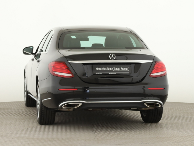 Mercedes-Benz E 250 *Exclusive*Multibeam*PDC*360°*Pre-Safe** — photo 4